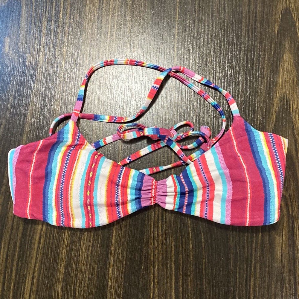 NWOT COLORFUL STRIPED BILLABONG BIKINI TOP